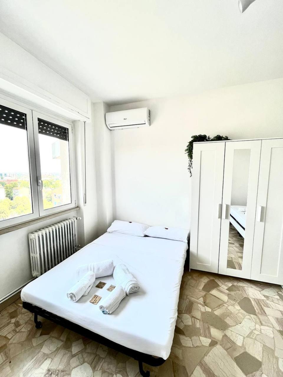 Skyscraper 11 Appartement Cinisello Balsamo Buitenkant foto